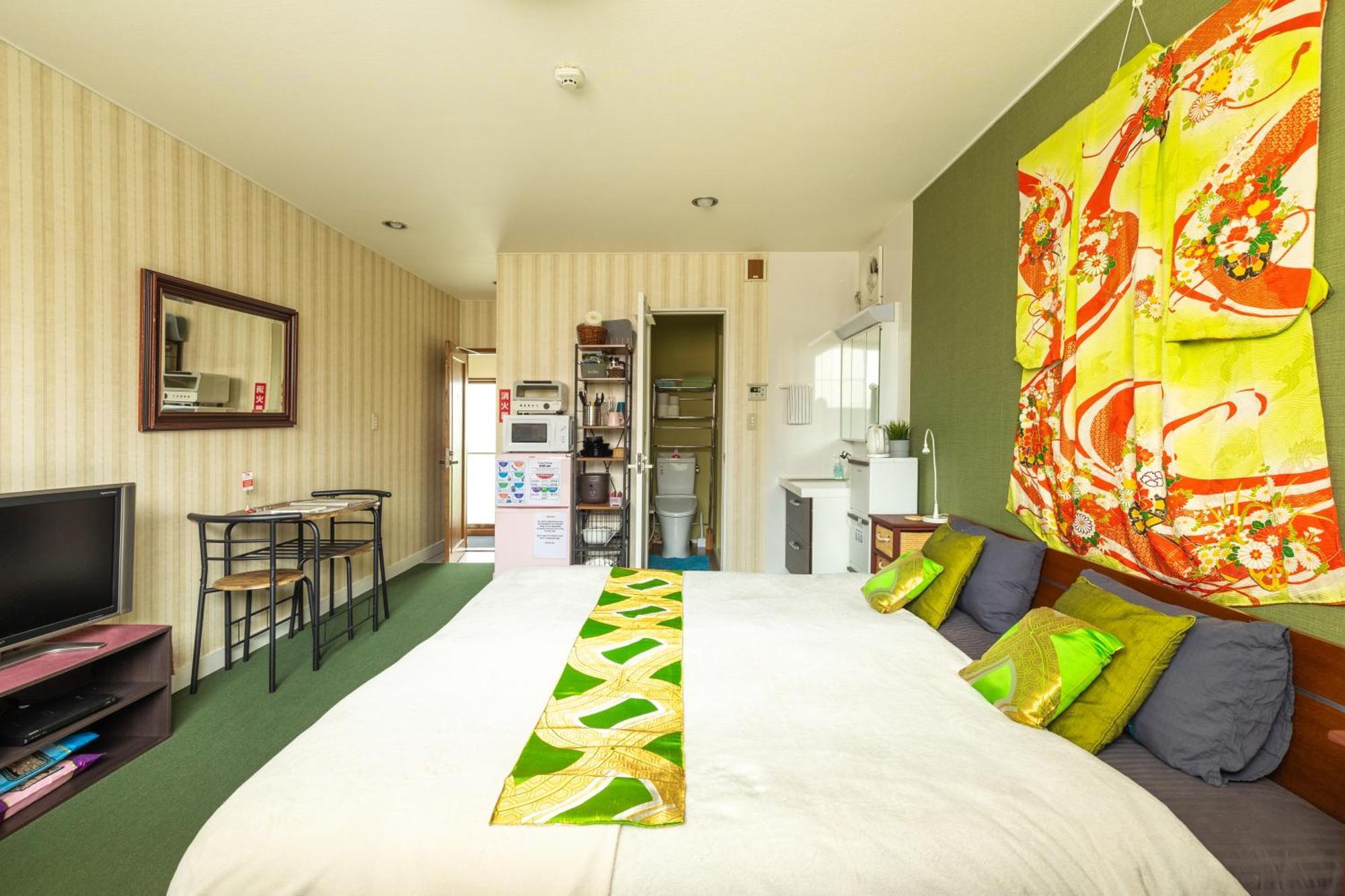 The Ivy Apartments, Location, Yoyogi!! Tōkyō